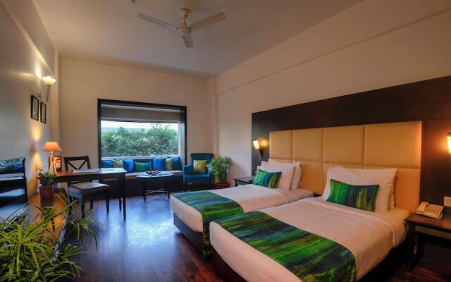 TreeHouse Hotel Club & Spa