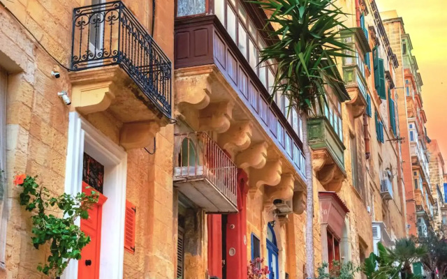 LA88 Bayview Apartment I