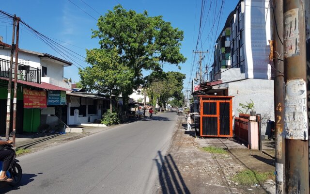 OYO 93162 Cempaka Syariah