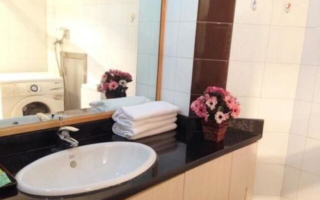 Yuelai Apartment Hotel