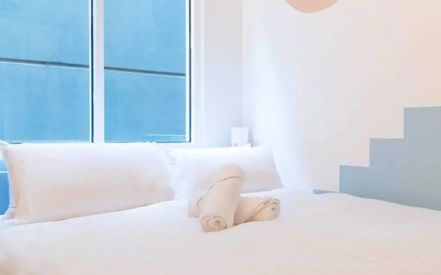 Beautiful 1 Bedroom Apartment Next to Southern Cross Station