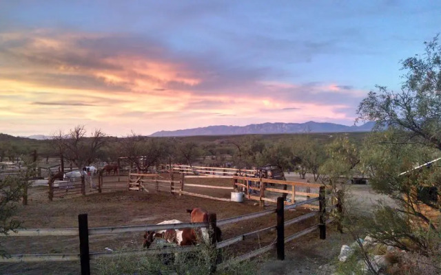 Tombstone Monument Guest Ranch