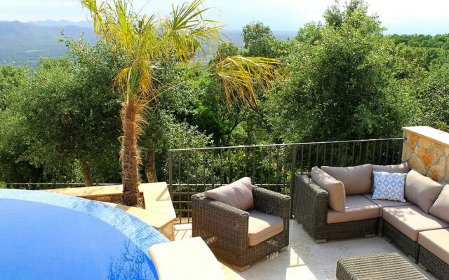 Beautiful villa with fantastic view and infinity pool near Santa Cristina d Aro