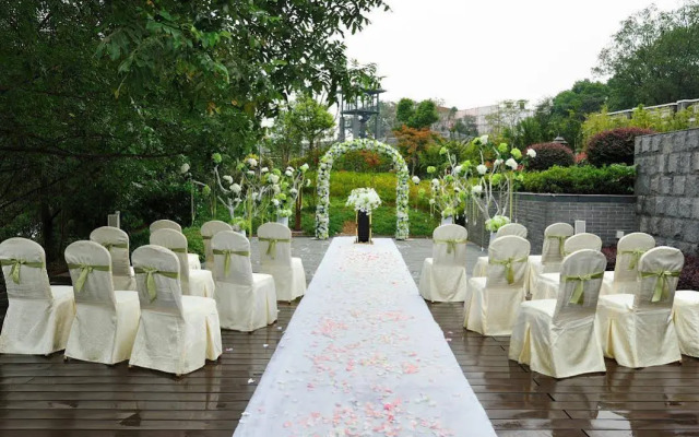 Regalia Resort  Spa Qinhuai River