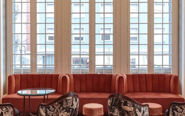 Dear Lisbon -Valmor Palace