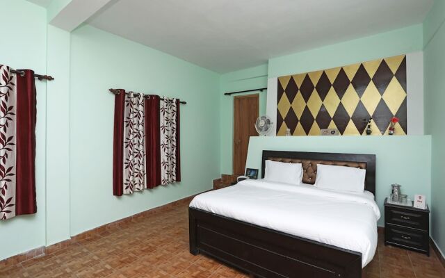 OYO 13459 Home Cozy 1BHK Tehri Road Mussoorie