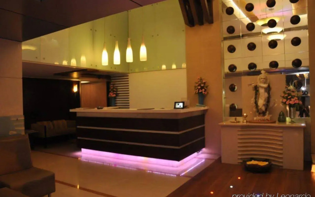 Oriental Residency Hotel