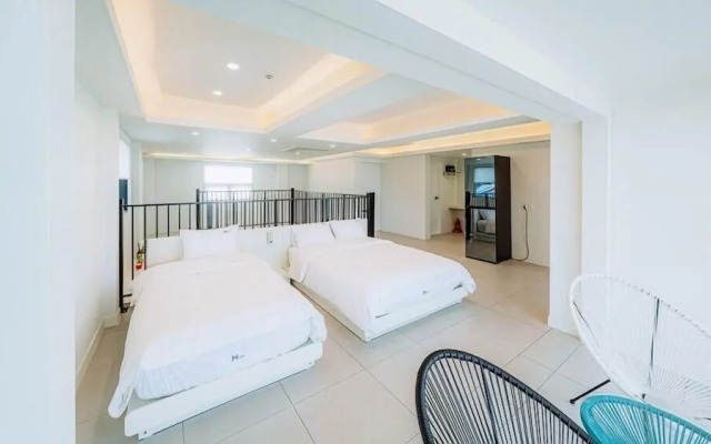 M Stay Pool Villa