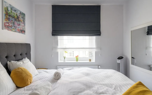 RentPlanet - Apartament Nowowiejska