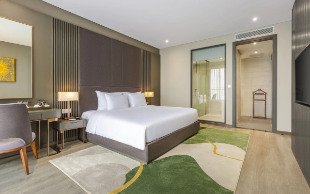 Le Sands Oceanfront Danang Hotel