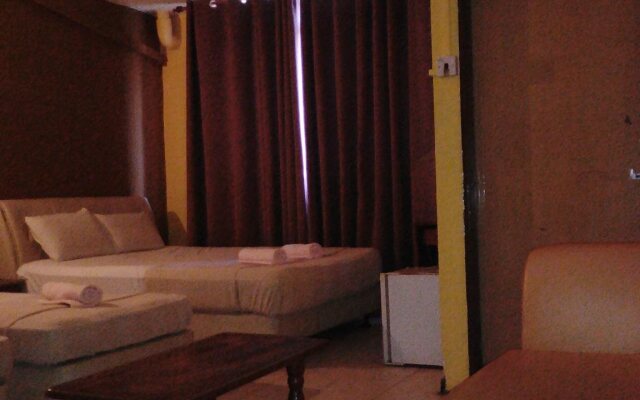 Hotel Teratai Tenang