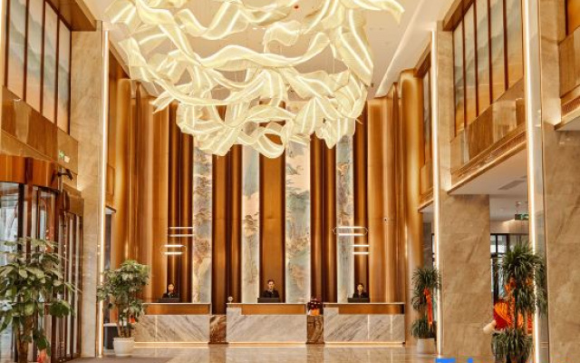 Zhumadian Zhengyang Jiangguo Avenue Lanou International Hotel