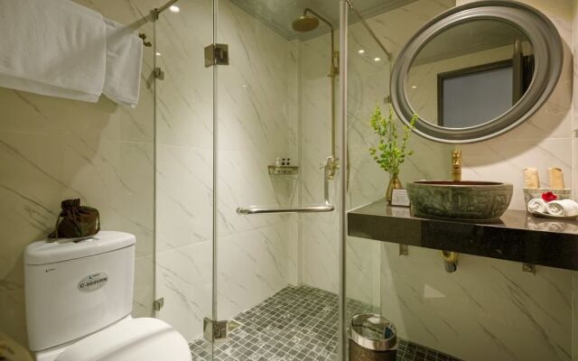 Essence Hanoi Hotel & Spa