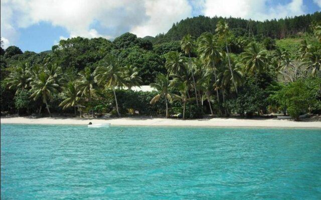 Matana Beach Resort