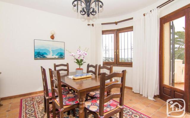 Abahana Villas Calsides