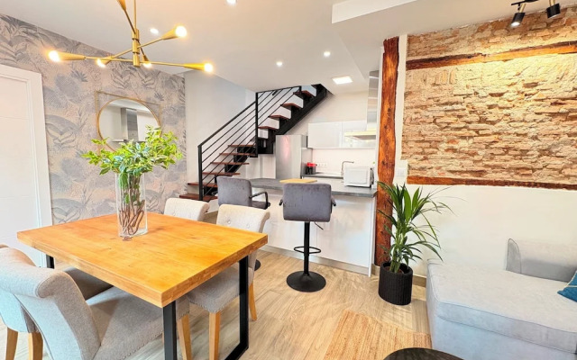 Sophisticated House With Terrace. Plaza del Realejo