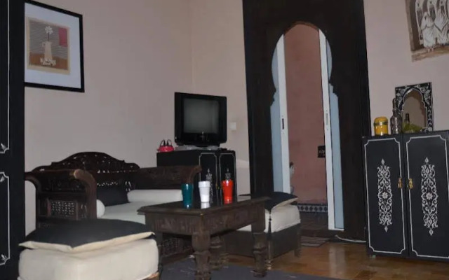 Villa Guest