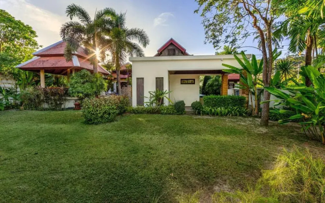 Villa Toba by Tropiclook