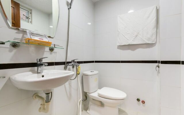 OYO 482 Green Garden Hotel