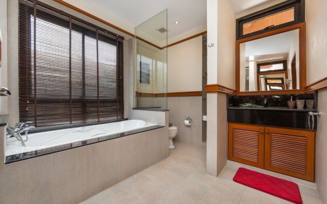 Villa Selaru by Tropiclook