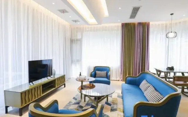 Bird's Nest Hostel