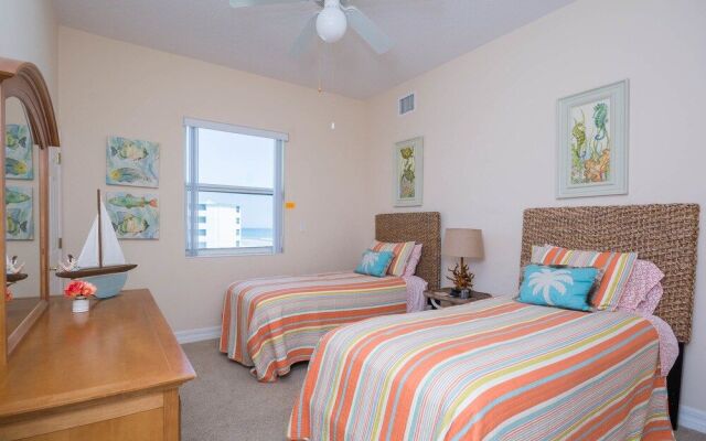 MB501 Malibu by RedAwning