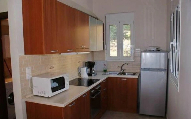 Paterakis Studios Triopetra