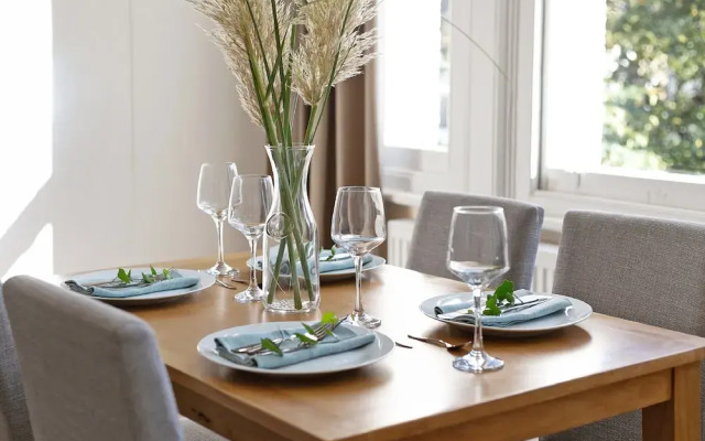 The Horn Lane Apartment