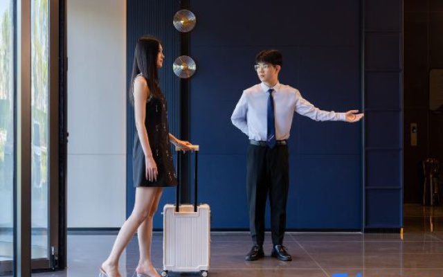 OKDAY Hotel (Rizhao University Town, Wanpingkou Coastal Scenic Area, Rizhao) – People – Rizhao