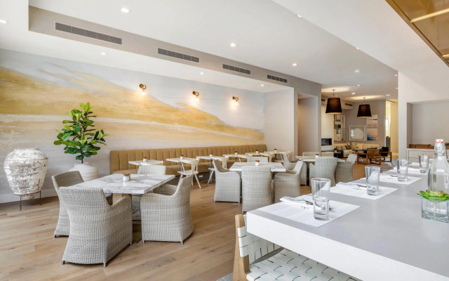 Cambria Hotel Calabasas - Malibu