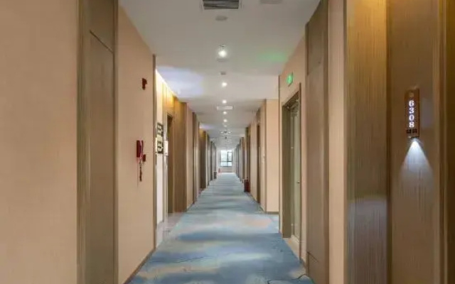 Madison Hotel Liaoyuan