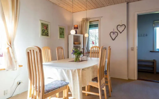 5 Person Holiday Home in Norre Nebel