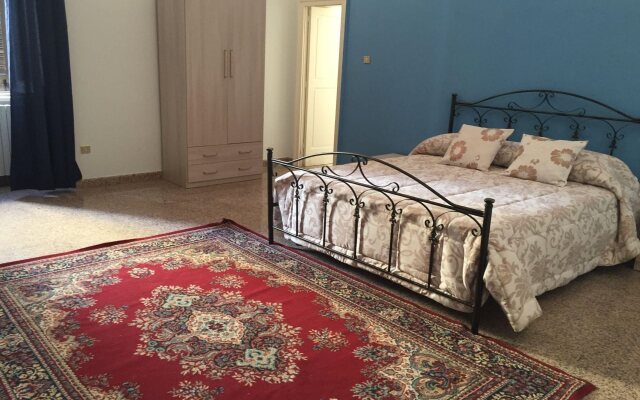 Bed & Breakfast Opera