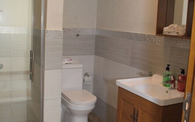 Palm Abhur Villa