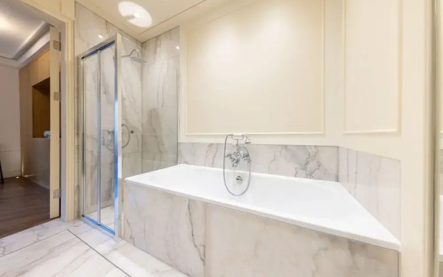 Elegant 5bdrm Townhouse in Camden