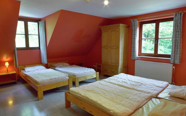 Spacious Holiday Home in Anhee Belgium