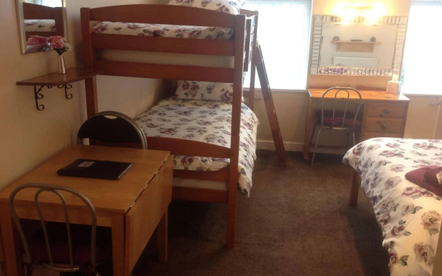 Cleasewood Guest House
