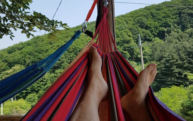 Hwaya Mountain Pension