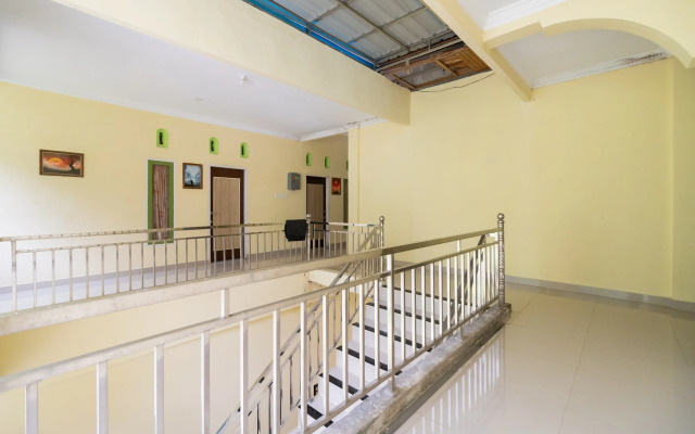 RedDoorz Syariah Near Hot Water Boom Solok Selatan