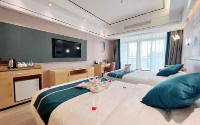 Sanya International Hotel