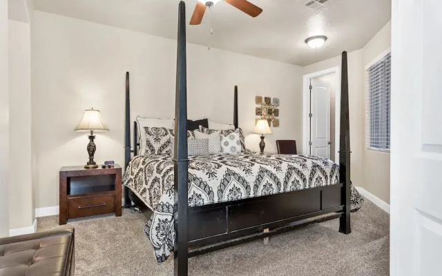The Escape 4 Bedroom Apts