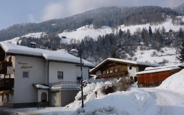 Pension Alpina Neustift