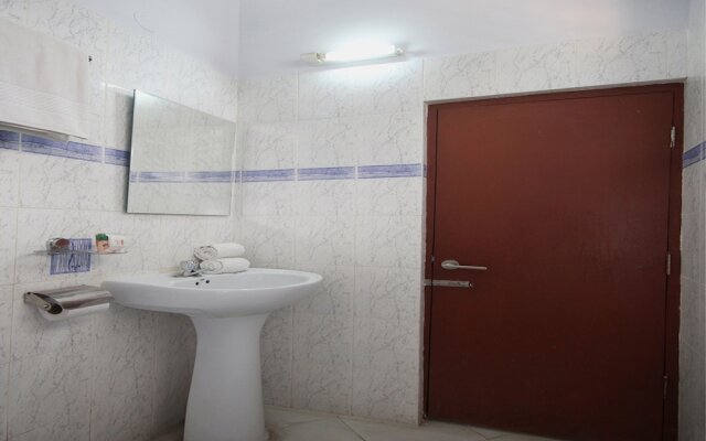 OYO 5340 SR Legend Inn