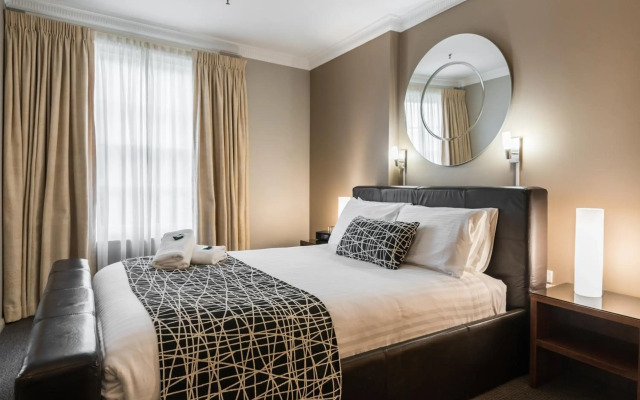 Clarendon Hotel
