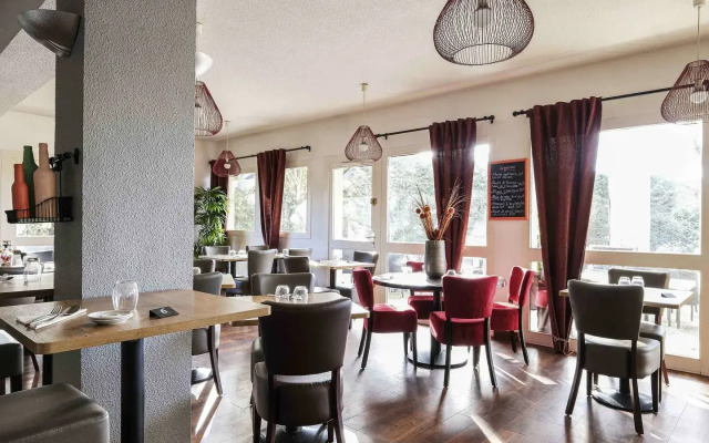 greet Hotel Massieux Lyon Nord