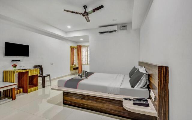 Collection O 70105 Hotel Sai Town House