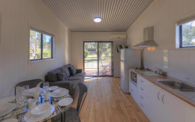 Killarney View Cabins and Caravan Park