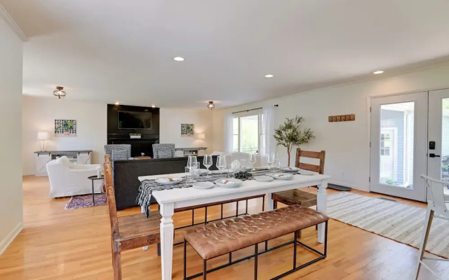Chic Nashville-area Retreat w/ Private Pool!