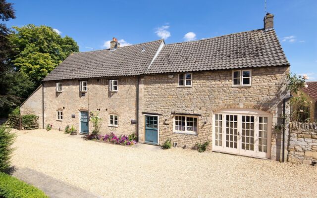 River Nene Cottages