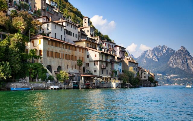 Al Pontile Di Caslano